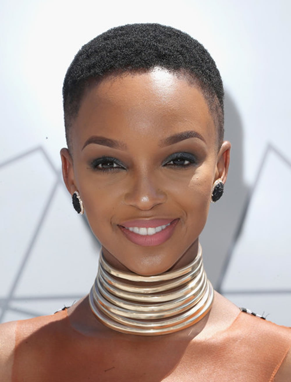 Stylish Short Hairstyles for Thick Hair, Short Haircut Ideas Watch