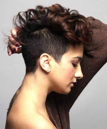 15 New Curly Pixie Cuts in Summer 2023