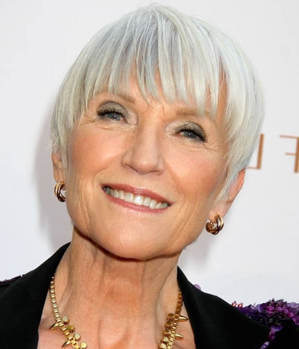 Pixie haircuts and hair colors 2021