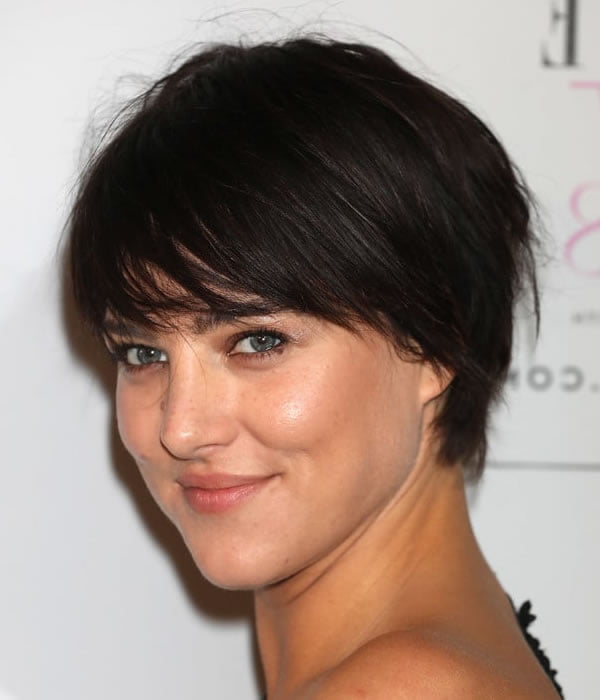 Pixie haircuts and hair colors 2021