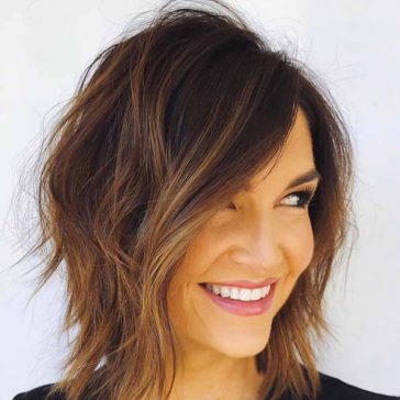 Mid-Length Hairstyles for Women in 2021-2022 - Hair Colors