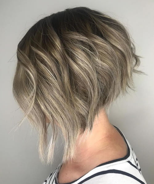 Wavy Bob Hairstyles for Women in 2021-2022
