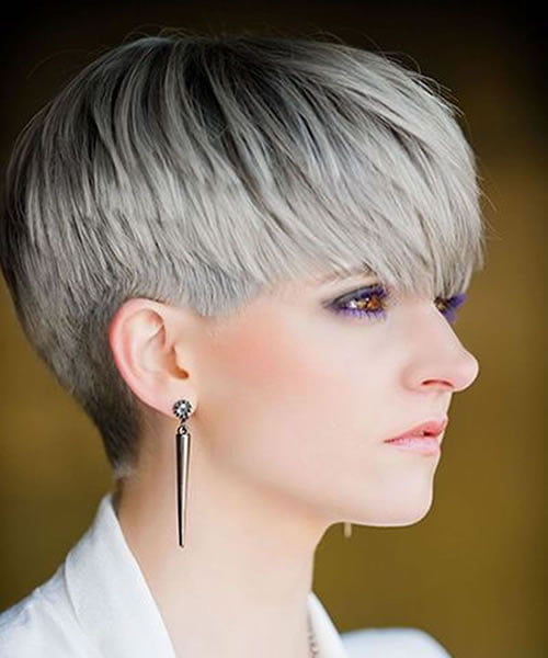 Short haircuts for women in 2021-2022