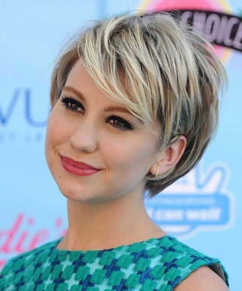 Short haircuts for women in 20212022 Hair Colors
