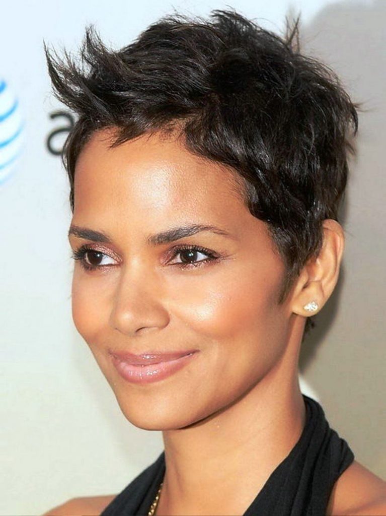 Short Hairstyles for Women 2021-2022