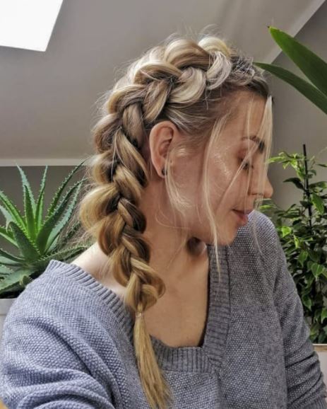 French braid hairstyles 2021-2022