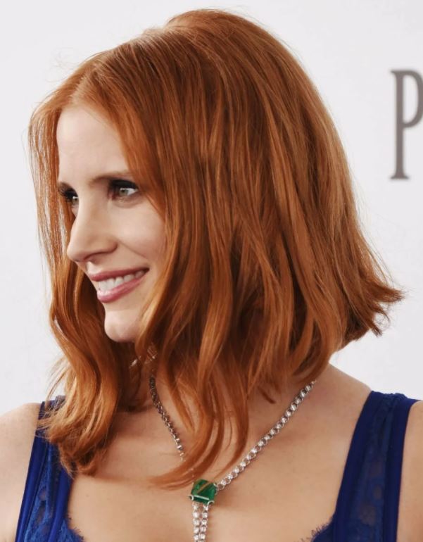 Red hair color ideas for medium length hair in 2021-2022