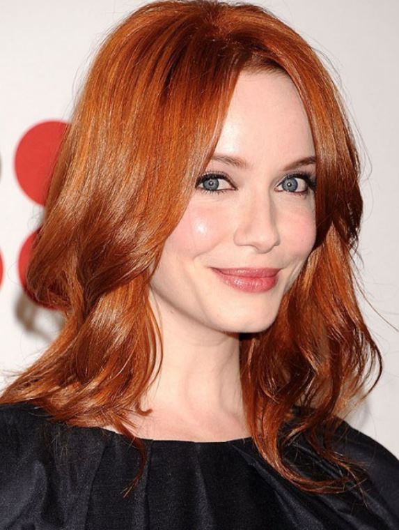 Red hair color ideas for medium length hair in 2021-2022