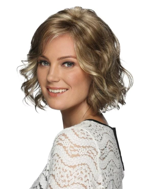 Short haircuts for wavy/curly hair in 2021-2022