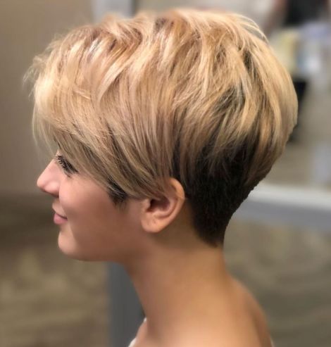 Short hairstyles for fine hair 2021-2022
