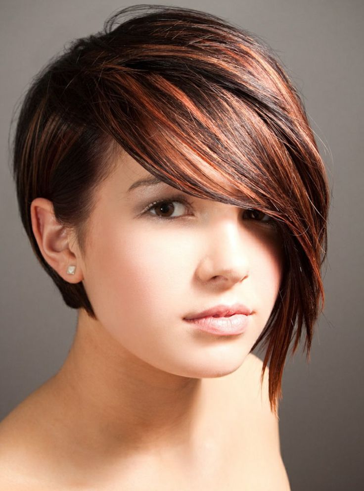 Asymmetrical Short Haircuts for Women in 2021-2022