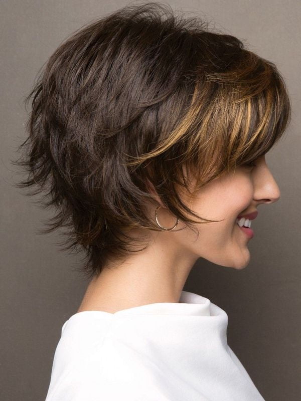 Layered Short Haircuts for Women 2021-2022