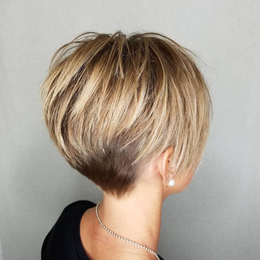 Layered Short Haircuts for Women 2021-2022