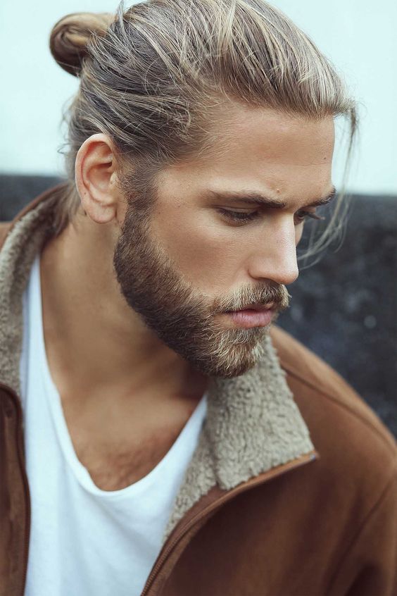 Long Hairstyles for men in 2021-2022