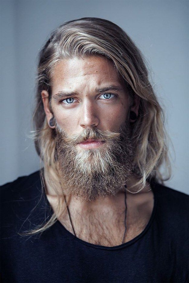 Long Hairstyles for men in 2021-2022