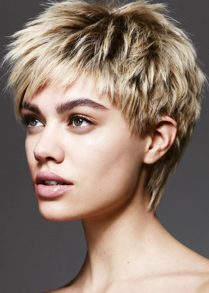 Stylish short hair 2021-2022
