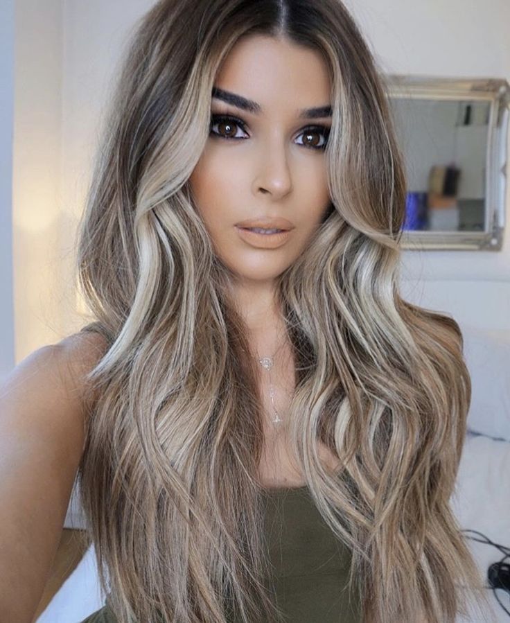 Ash blonde balayage hair colors 2021-2022