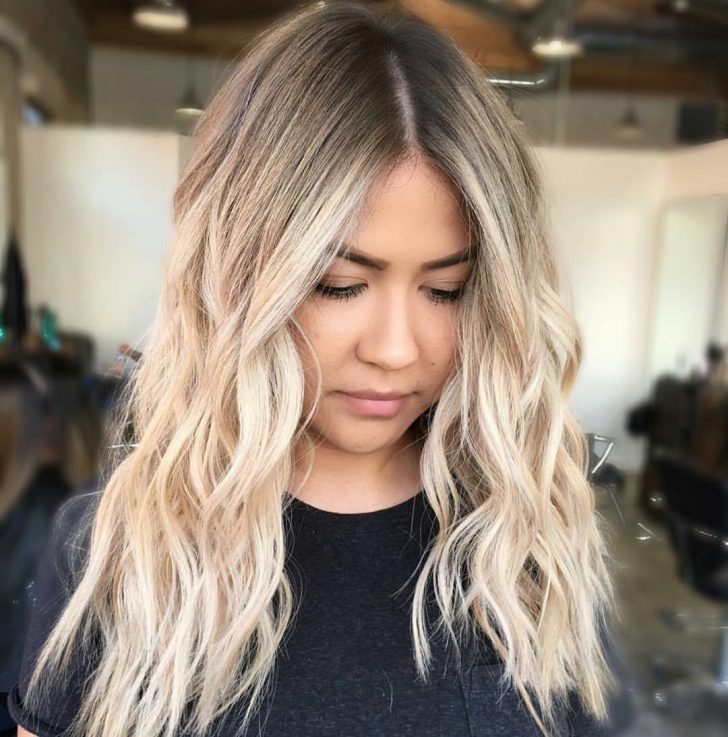 30 Cool Blonde Balayage Hair Colors in 2023