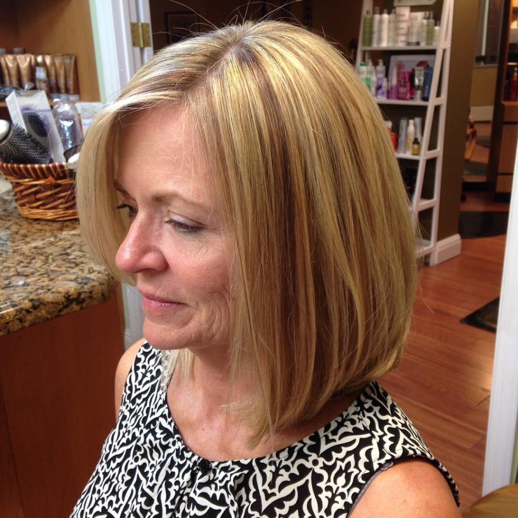 Short Bob Haircuts for Women Over 60 in 2021-2022