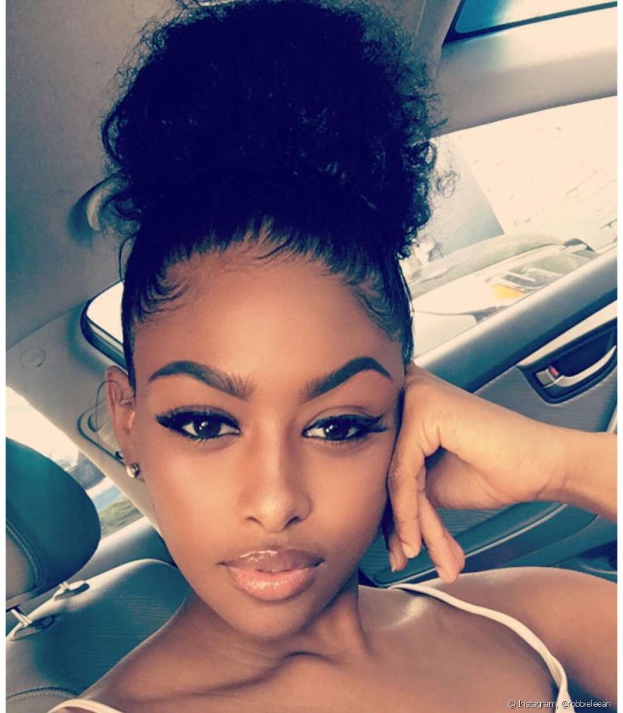 Bun hairstyles for black women 2021-2022