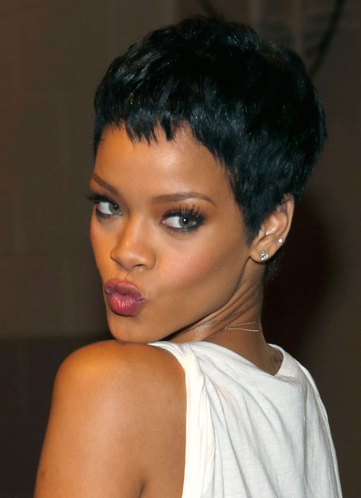 Pixie haircuts for black women in 2021-2022