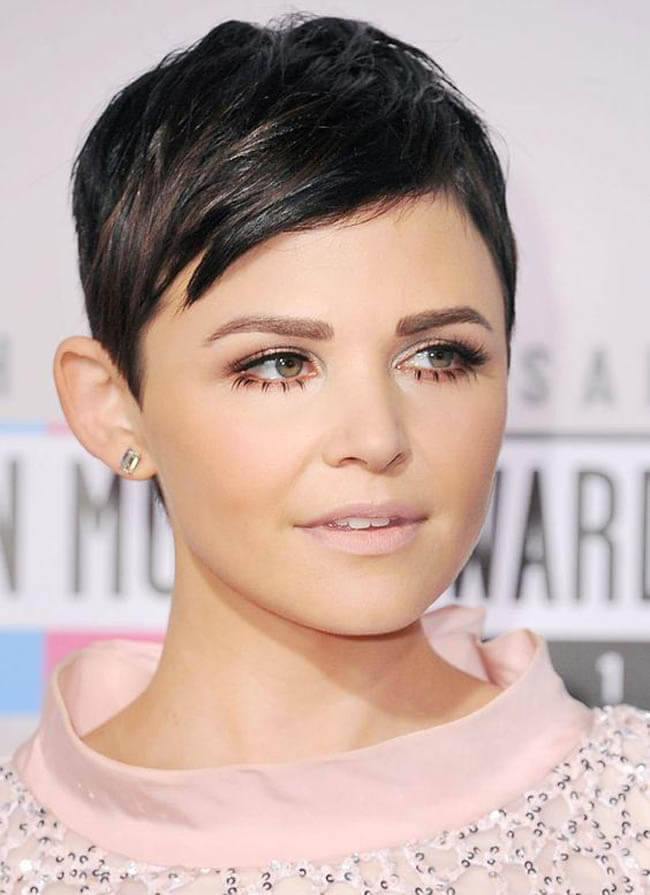 Pixie haircuts for women with round face in 2021-2022