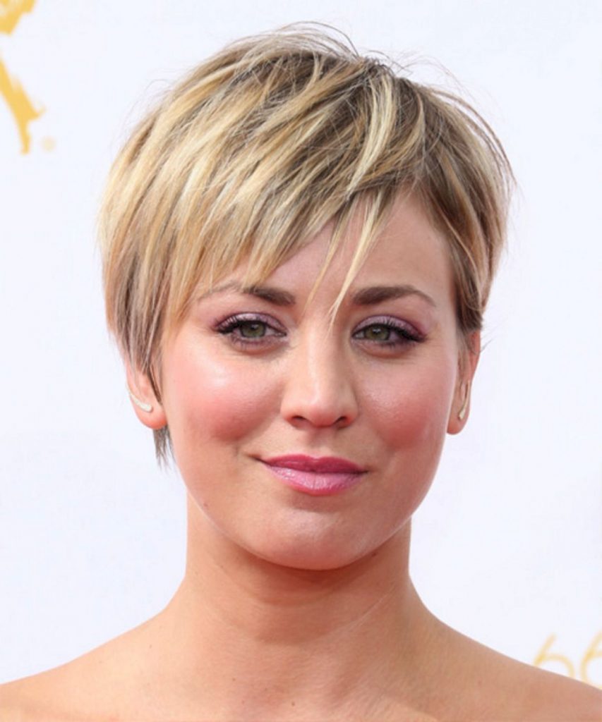 Pixie haircuts for women with round face in 2021-2022