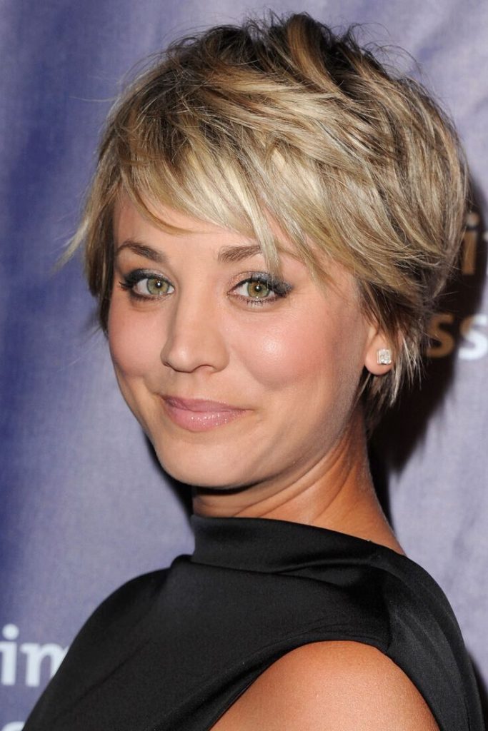 Pixie haircuts for women with round face in 2021-2022