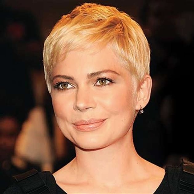 Pixie haircuts for women with round face in 2021-2022