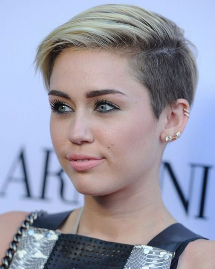 Pixie haircuts for women with round face in 2021-2022