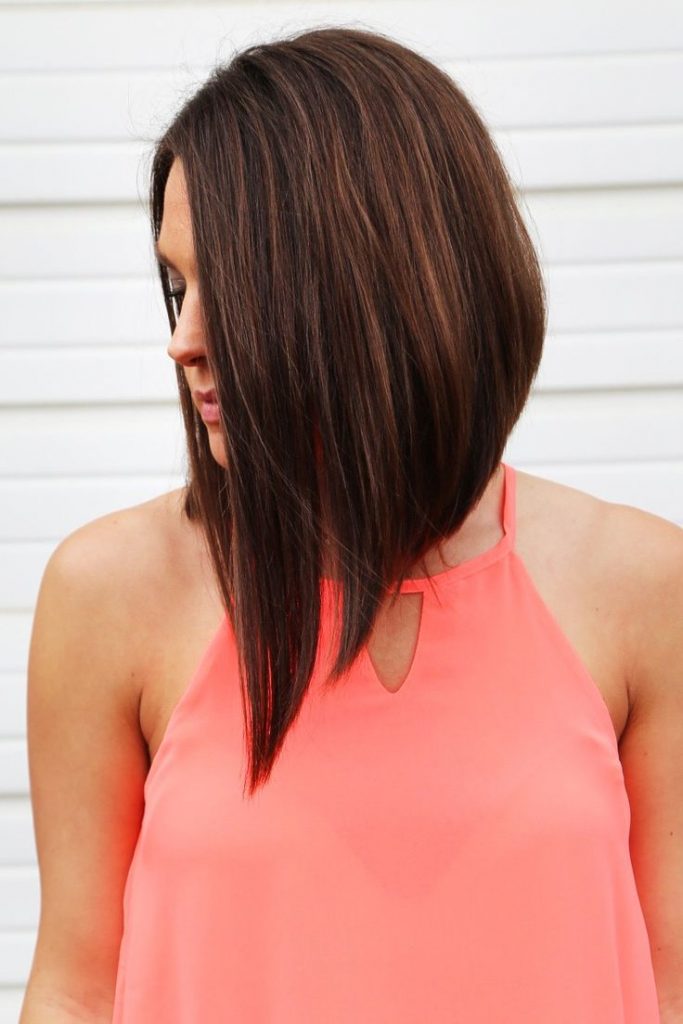 Long bob (lob) haircuts and hair colors for 2022