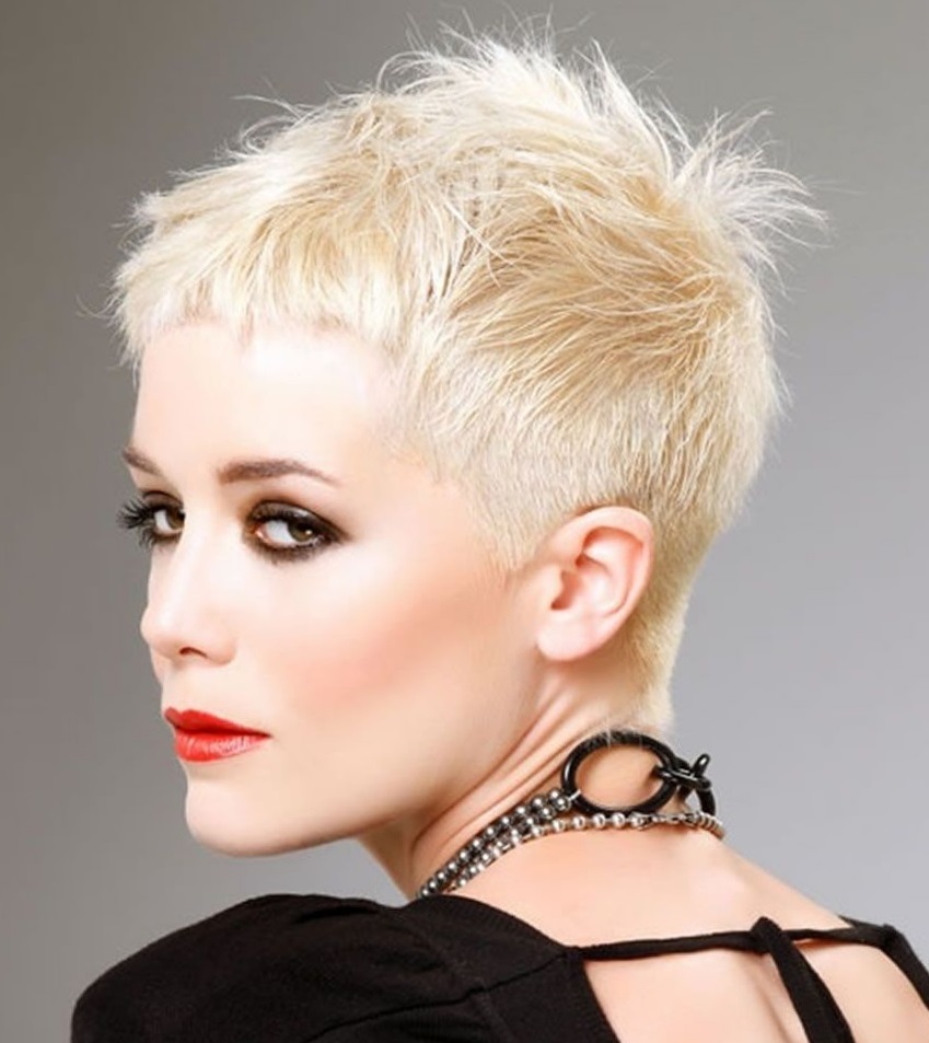 Pixie hair cuts and hair colors for 2022
