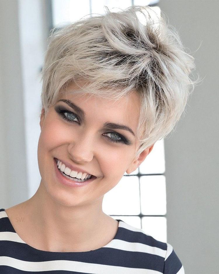Pixie hair cuts and hair colors for 2022
