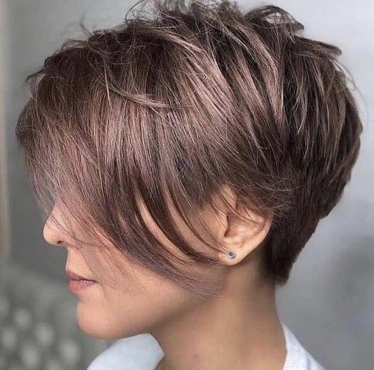 Pixie hair cuts and hair colors for 2022
