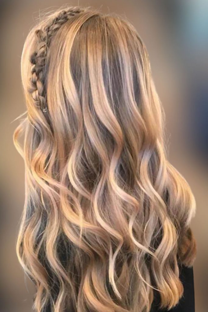 Long hairstyles for women in 2022-2023