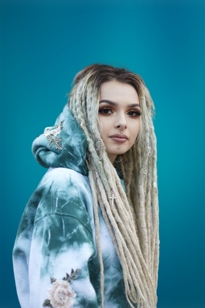 Dreadlock hairstyles for women in 2022