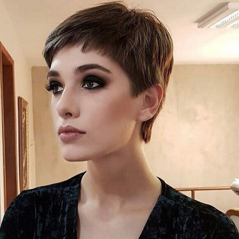 Short pixie and bob haircuts for women in 2022-2023