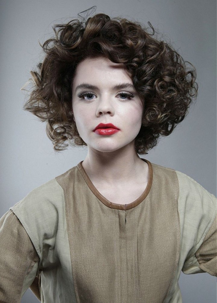 Should wavy hair be layered? - 2022 Wavy hairstyle ideas for women