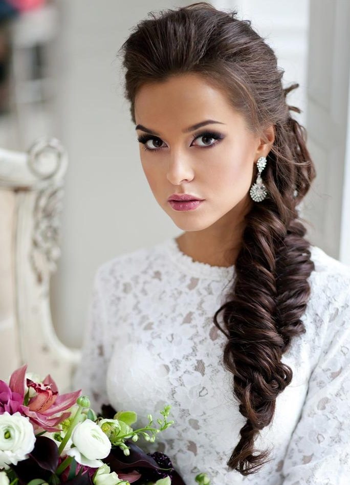 Wedding Hairstyles 2022 - Which hairstyle is best for engagement?
