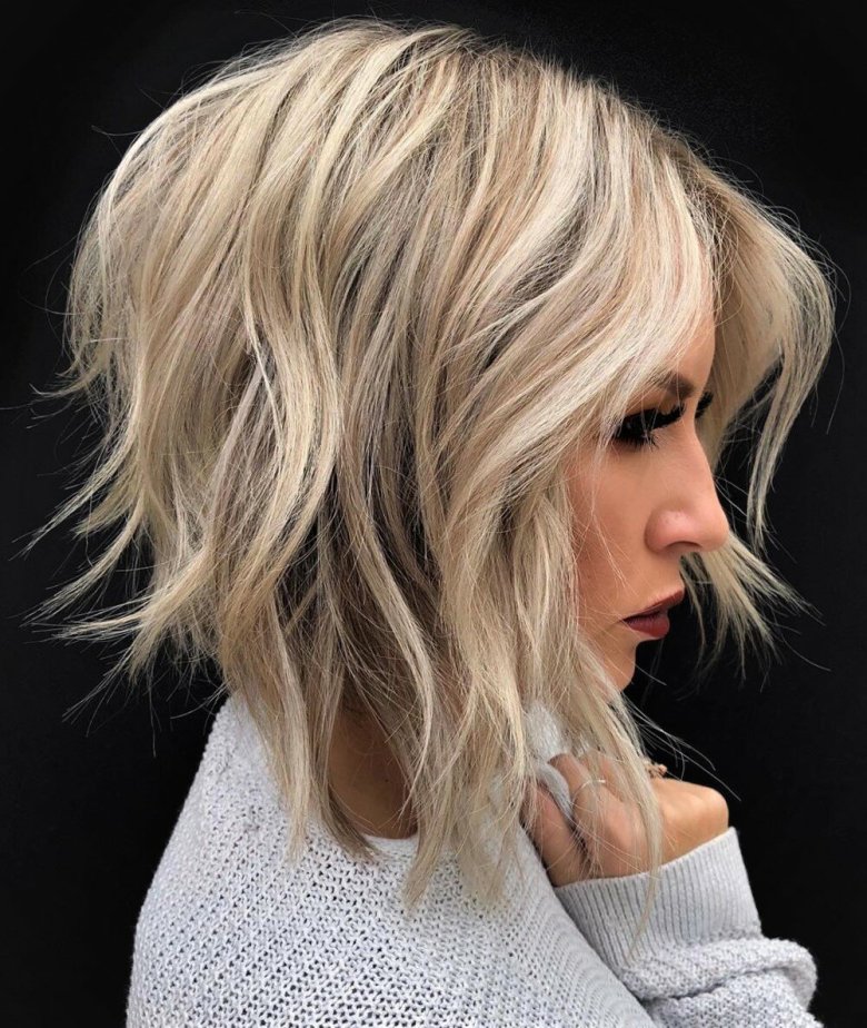 2023 layered short bob haircuts