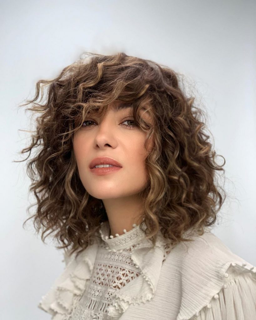 2023 curly hairstyles for women
