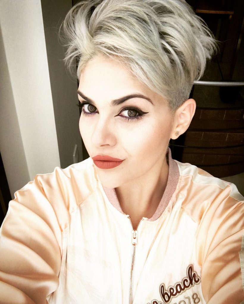 pixie haircuts hair colors for 2023