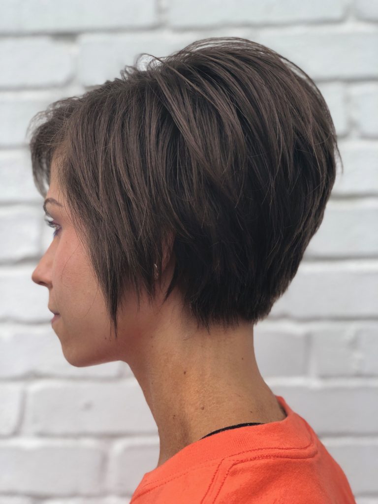 short bob haircuts for women 2023