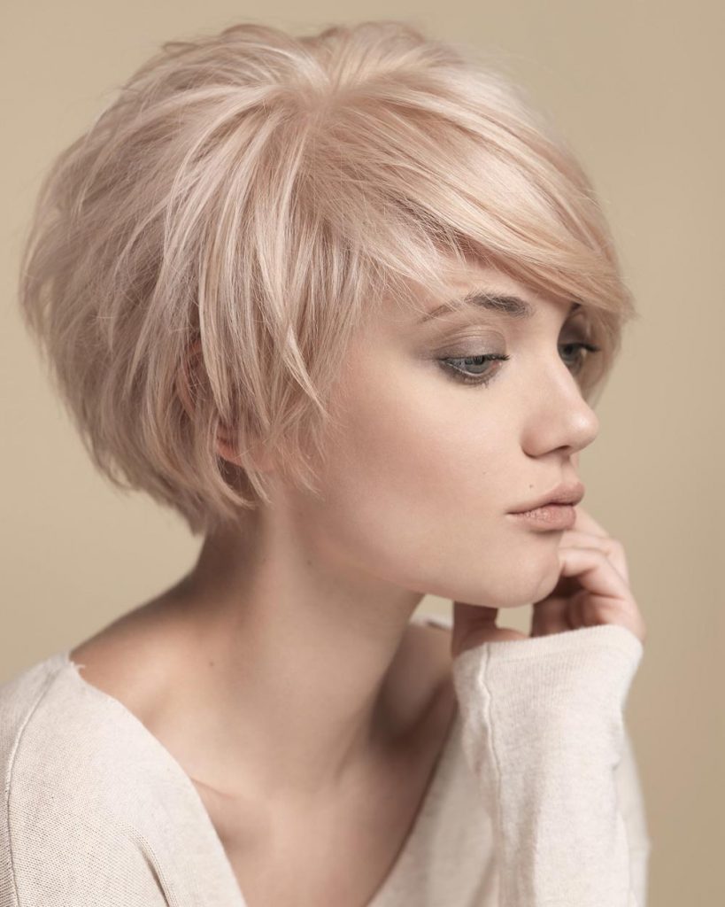 short bob haircuts for women 2023