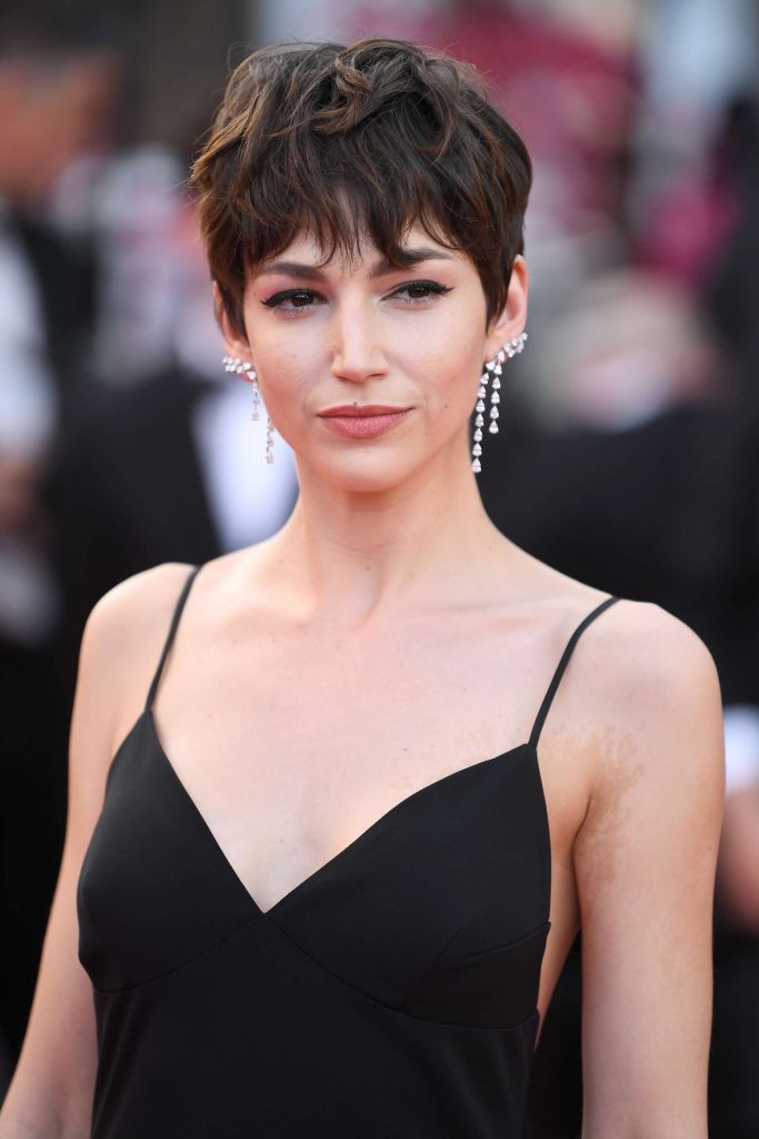 Ursula corbero hairstyles haircuts hair color 2023